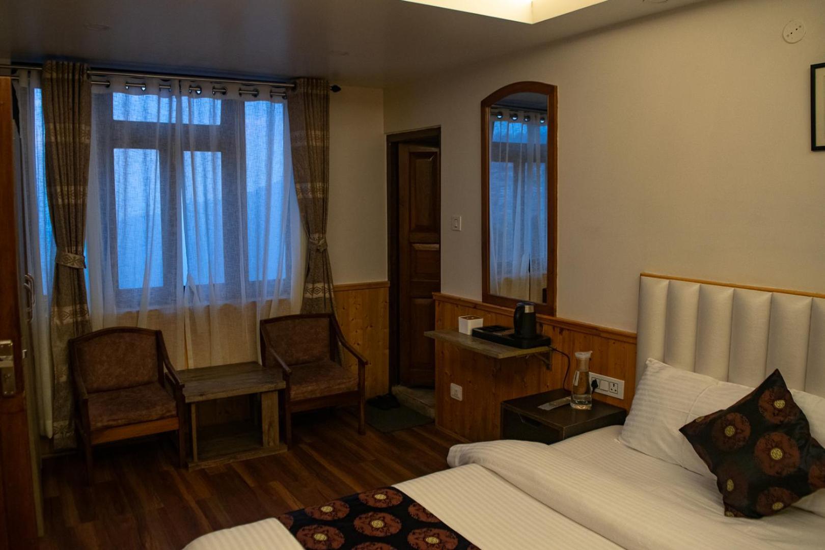 The Wild Orchid Hotel Gangtok Exterior photo